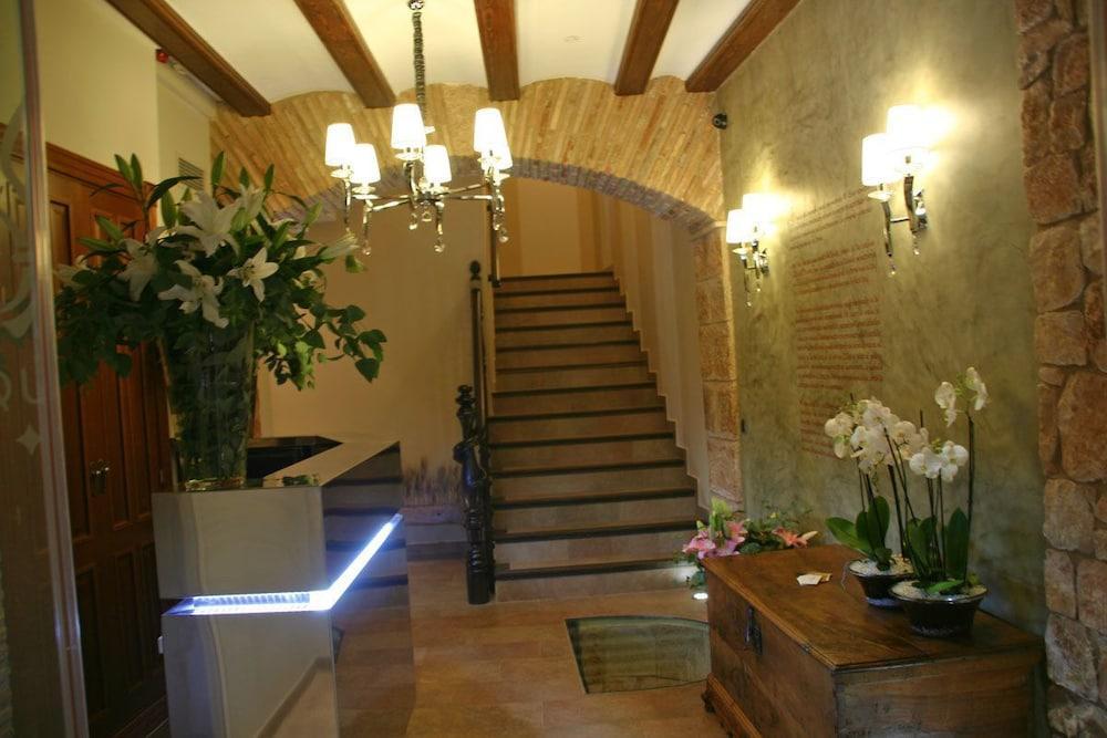 Hotel Castillo De อัลเกซาร์ ภายนอก รูปภาพ