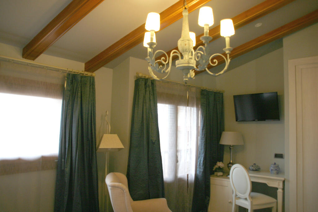 Hotel Castillo De อัลเกซาร์ ภายนอก รูปภาพ